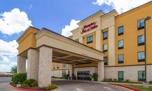 Bastrop Hampton Inn & Suites